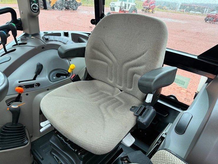 case-ih-farmall-75c-image-54