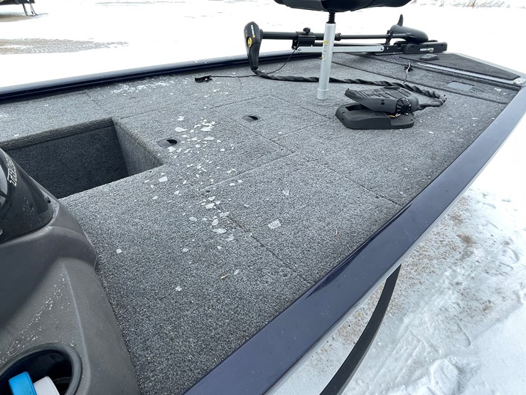 #136-•-2022-tracker-pro-170-boat-(has-wi-title)-image-48