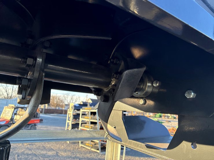 #115393-•-wolverine-mt-tiller-image-6