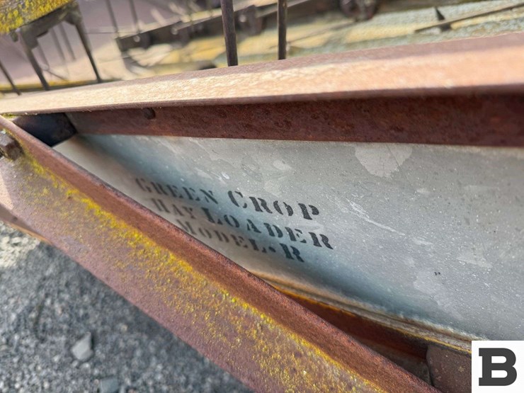 green-crop-model-r-hay-loader-image-17