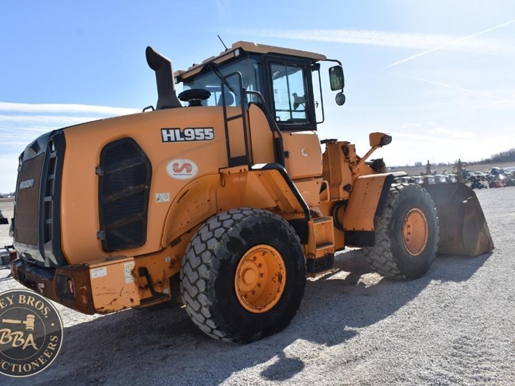 2016-hyundai-hl955-image-7