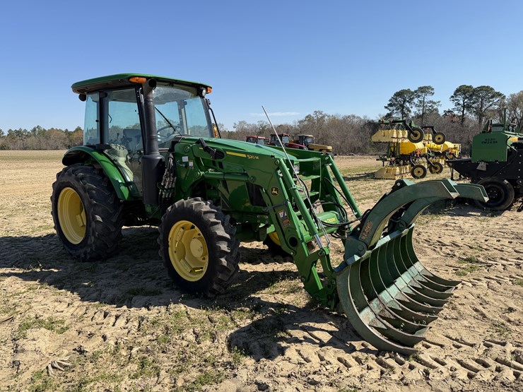 2020-john-deere-5090e-image-9