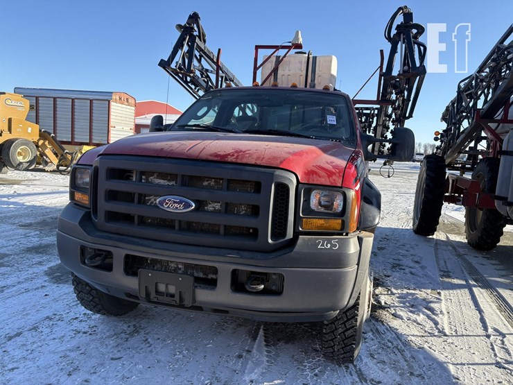 2006-ford-f550-image-2