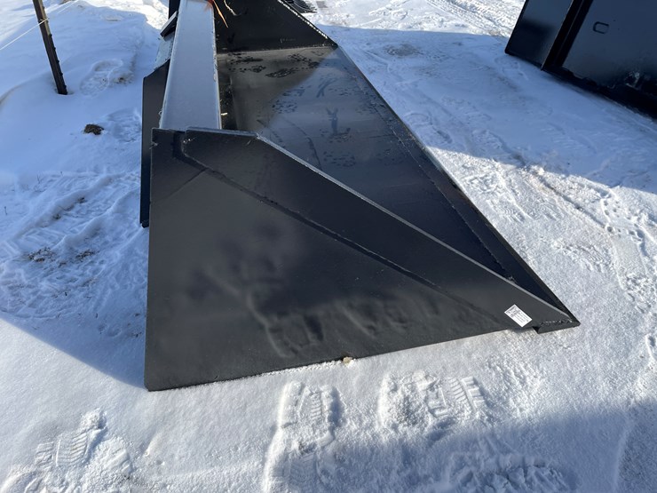 #2500-•-new-kc-90"-skid-steer-bucket-image-11