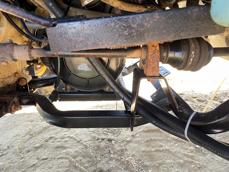 2009-john-deere-gator-image-50