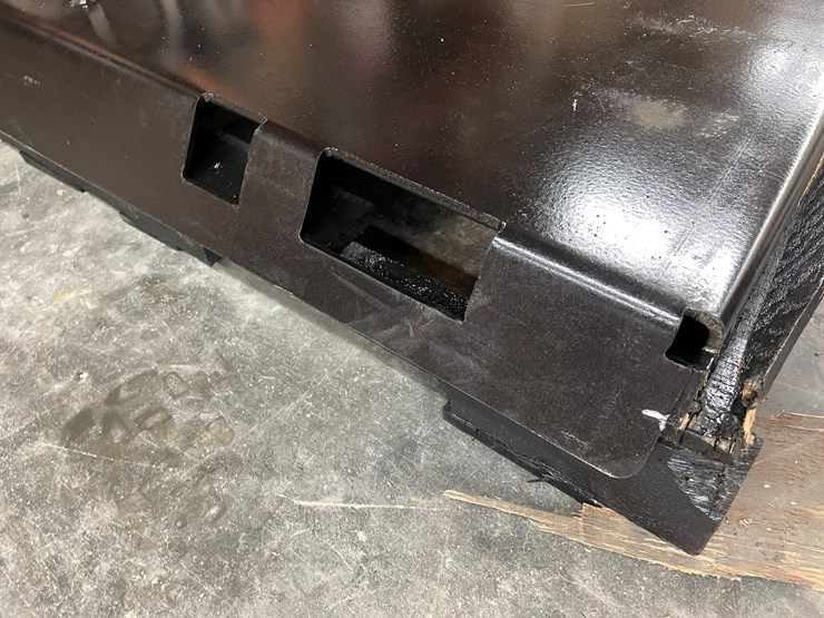 #2481-•-skid-steer-receiver-hitch-plate-with-fifth-wheel-ball-image-9