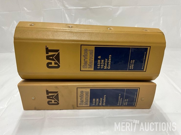 caterpillar-143h-image-1