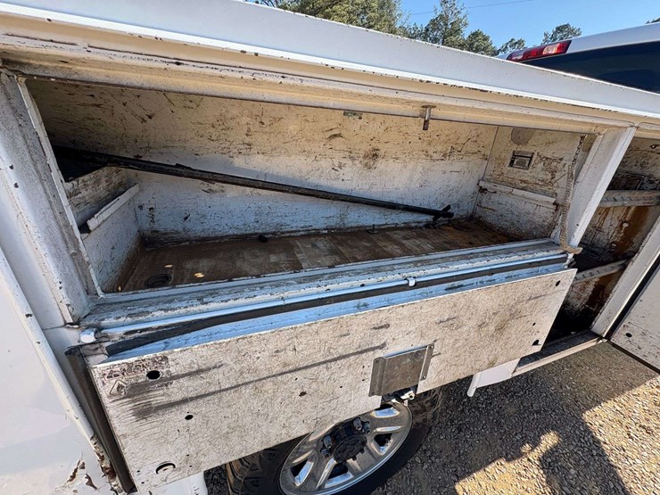 2018-dodge-ram-2500-image-24