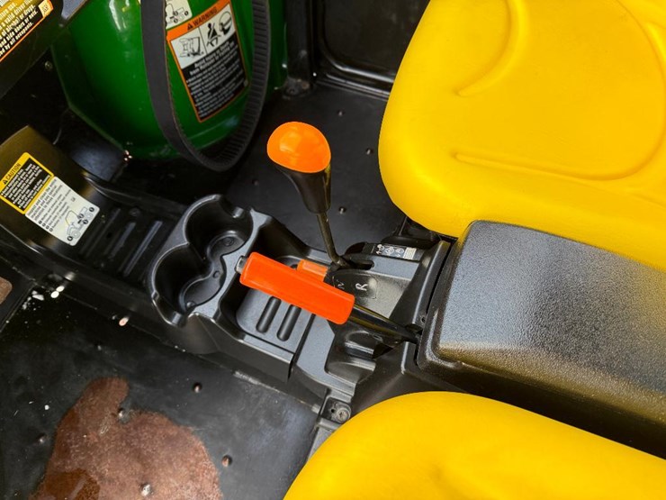 #143-•-lot-143-image-26