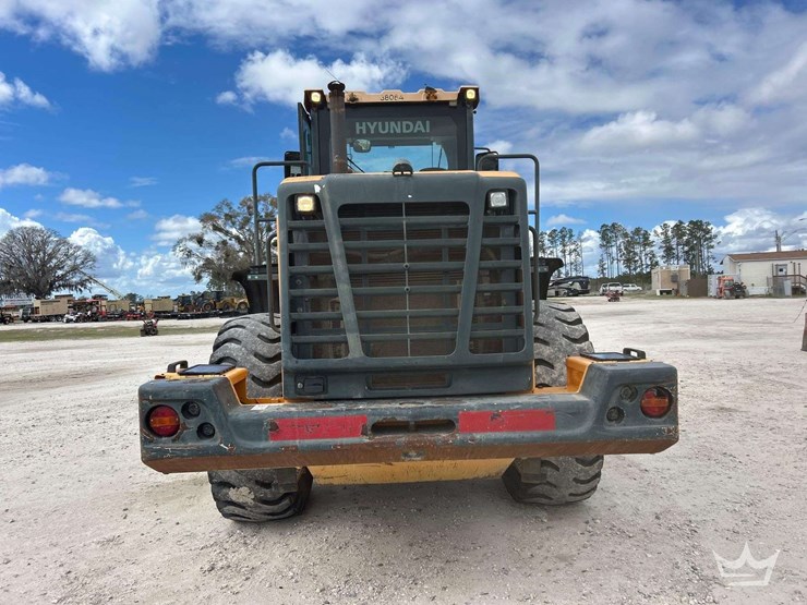 2025-hyundai-hl760-9a-image-34