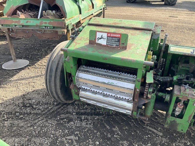 john-deere-3970-image-7