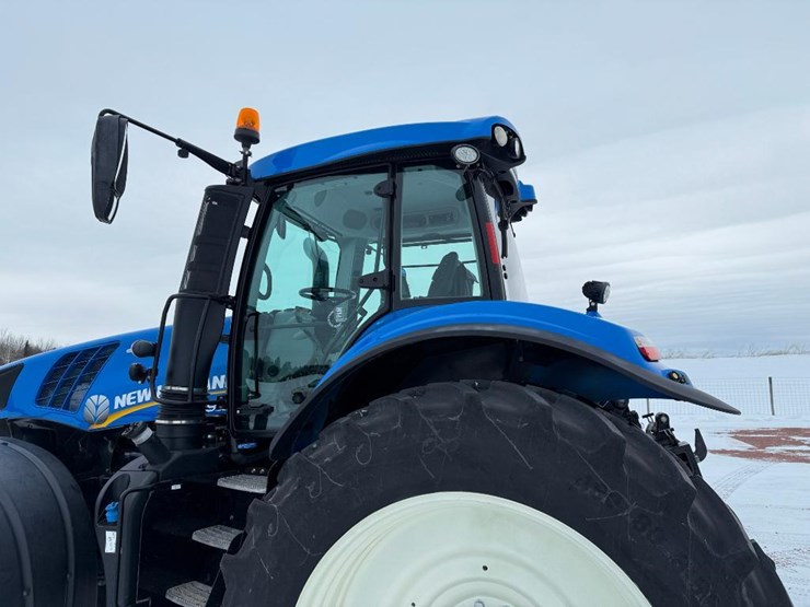 new-holland-t8.320-image-27