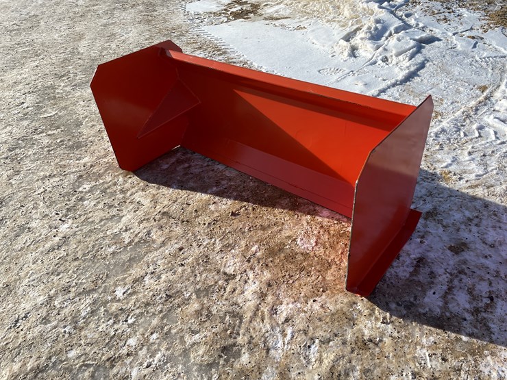 #2518-•-new-kc-mini-48"-snow-pusher-image-1