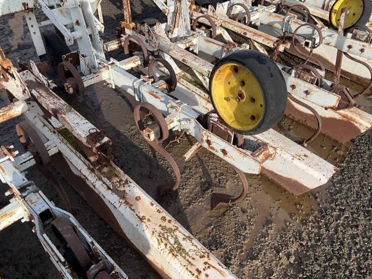 rau-3-pt-3-row-60"-cultivator-image-12