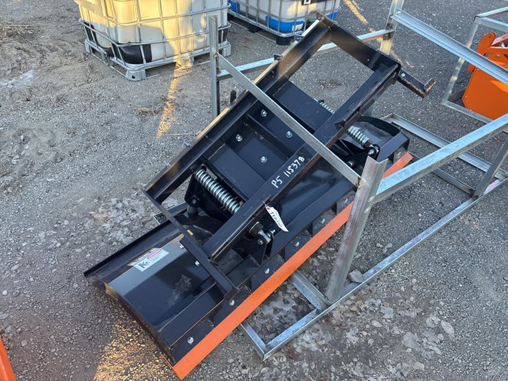 #115378-•-skidsteer-mt-frt-snow-blade-84"-image-1