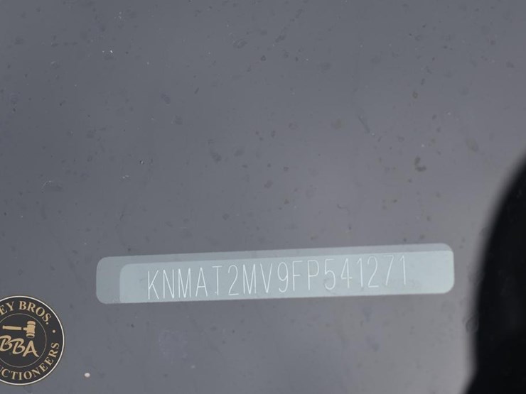 2015-nissan-rogue-image-27