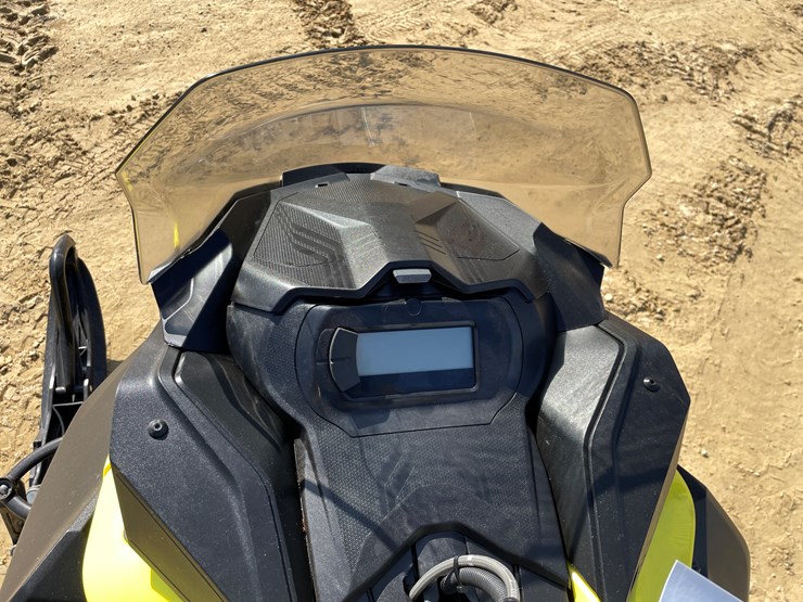 #203-•-2022-ski-doo-renegade-sport-600-efi-snowmobile-(sells-with-bill-of-sale-only)-image-25