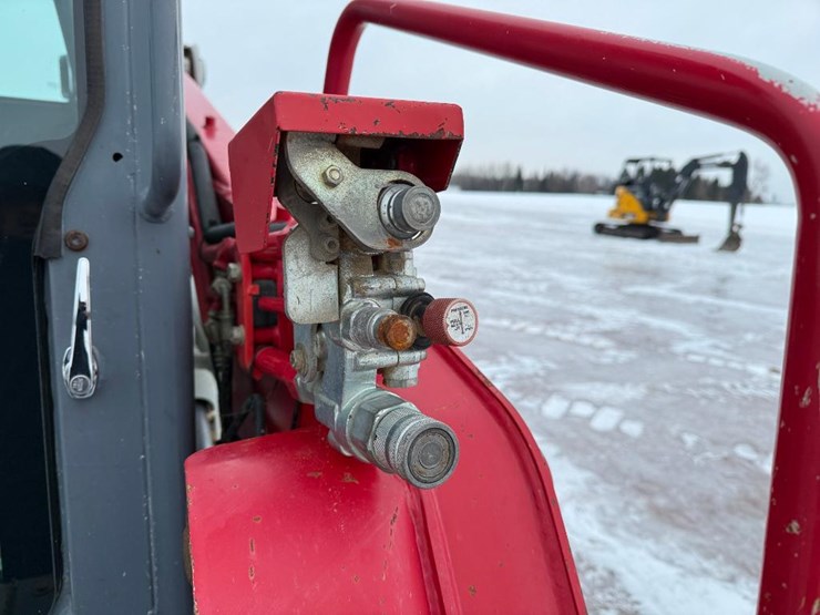 takeuchi-tl12-image-18