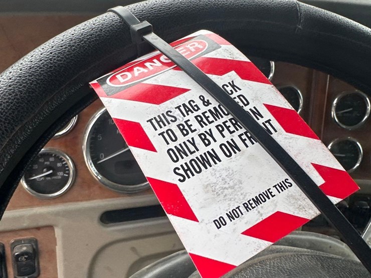 2007-peterbilt-357-image-24