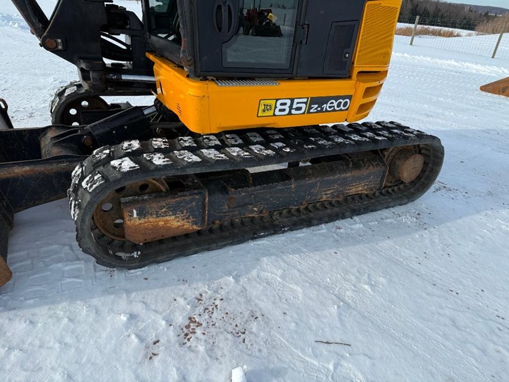 jcb-85z-1-image-7