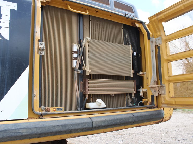 caterpillar-336fl-image-19