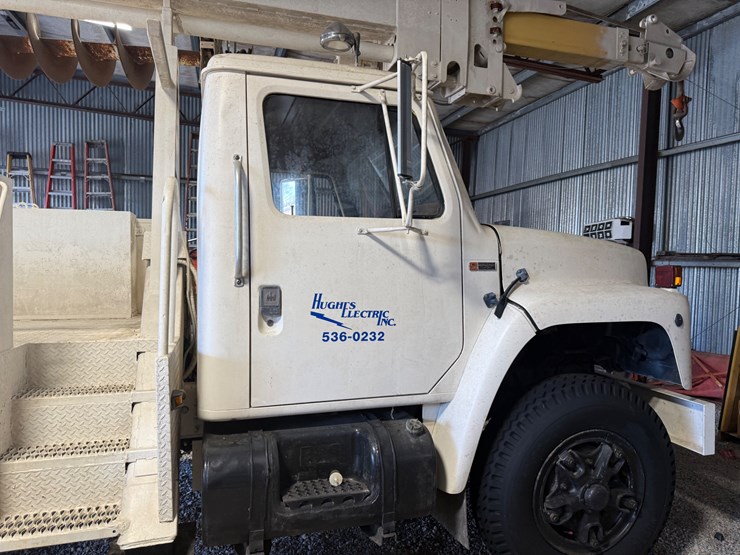 #5-•-1983-international-1724;-1734;-1754-digger-truck-image-6