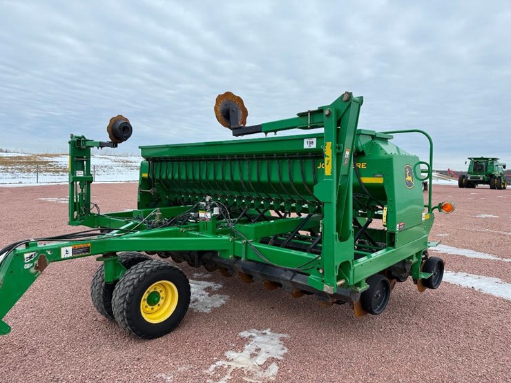 2010-john-deere-1590-image-9