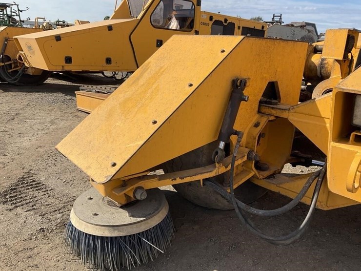 omc-sprint-side-shooter-s.p.-orchard-shaker-image-17