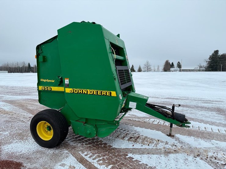 john-deere-456-image-3