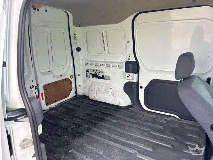 2013-ford-transit-connect-image-19