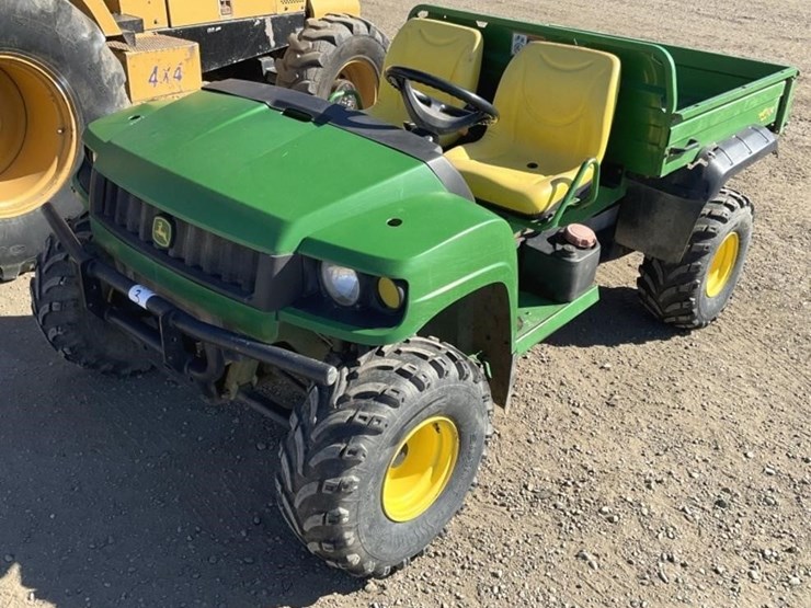 john-deere-gator-image-1