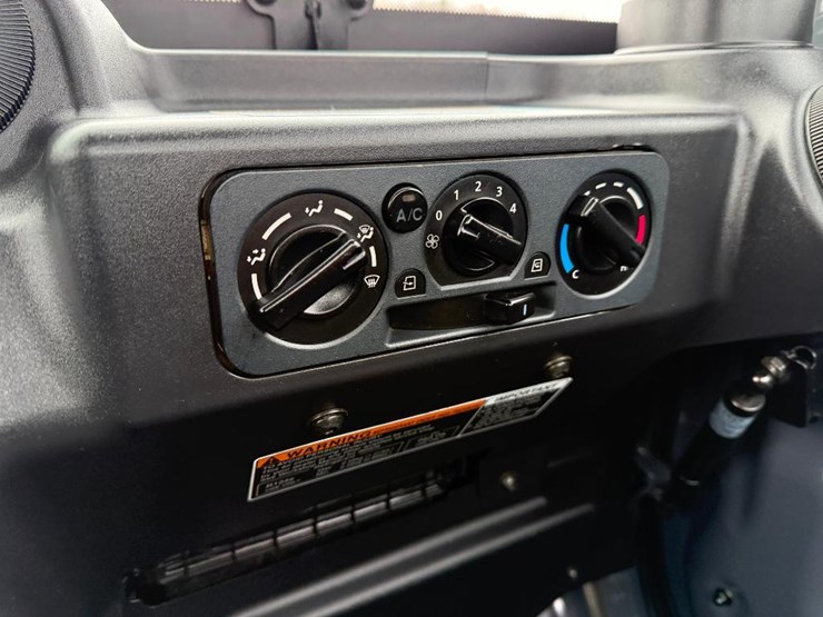 kubota-rtv-x1100c-image-37