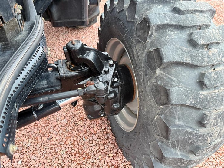 case-ih-farmall-55c-image-38