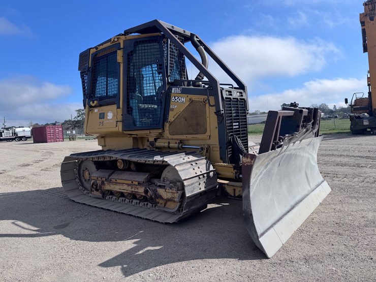 2002-deere-650h-lgp-image-3