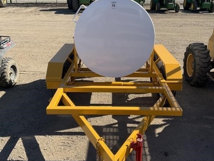 custom-500g-dual-axle-fuel-wagon-image-2