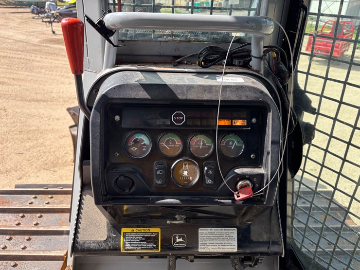 2001-deere-650h-lgp-image-20