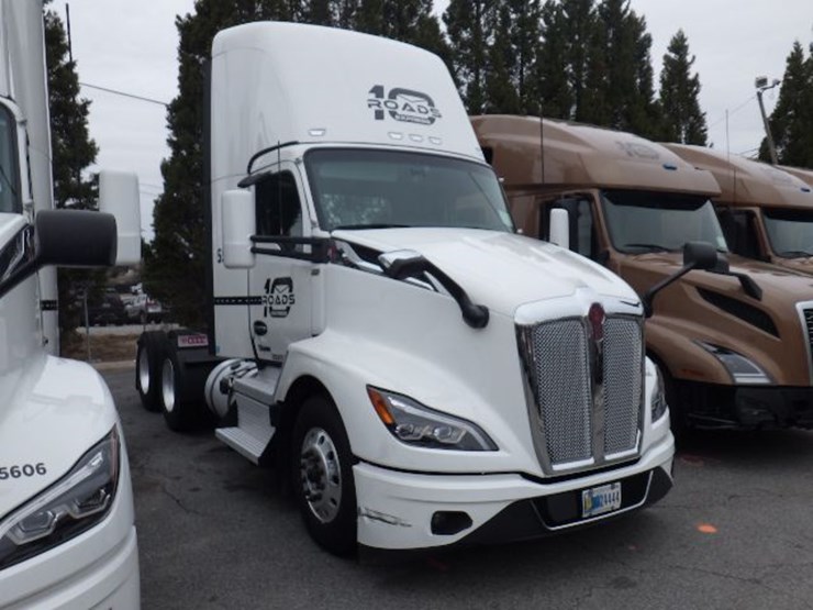 2024-kenworth-t680-image-4