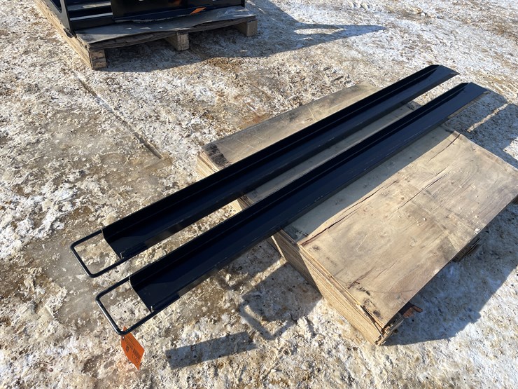 #2511-•-pair-of-new-kc-light-duty-fork-extensions-image-2