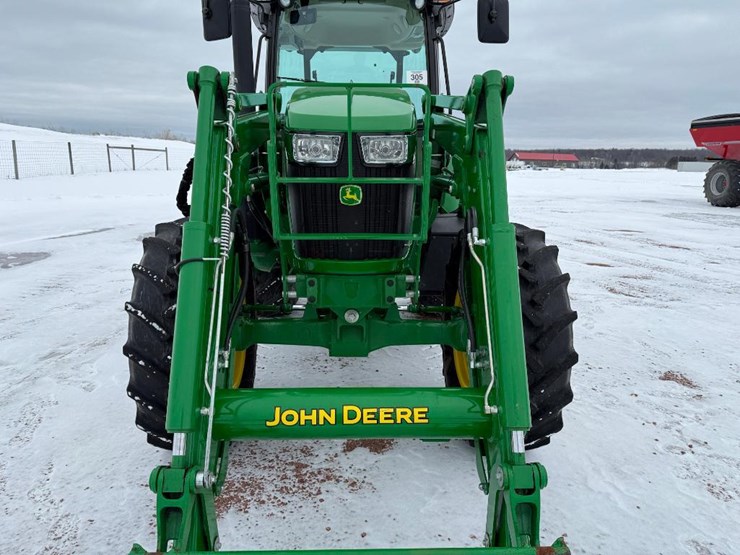 john-deere-6105e-image-29