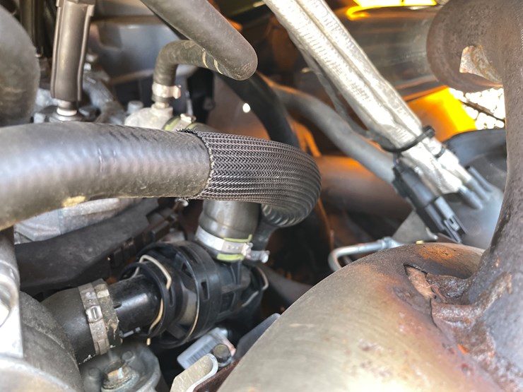 #203-•-2022-ski-doo-renegade-sport-600-efi-snowmobile-(sells-with-bill-of-sale-only)-image-47