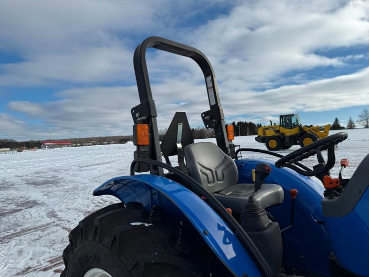 2023-new-holland-workmaster-60-image-26