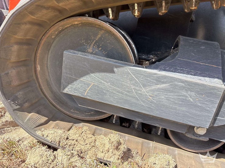 2024-kubota-svl97-2-image-34