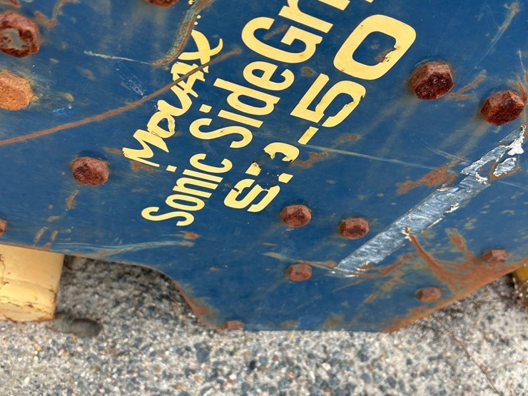 movax-sonic-sidegrip-pile-driver-excavator-attachment-image-7