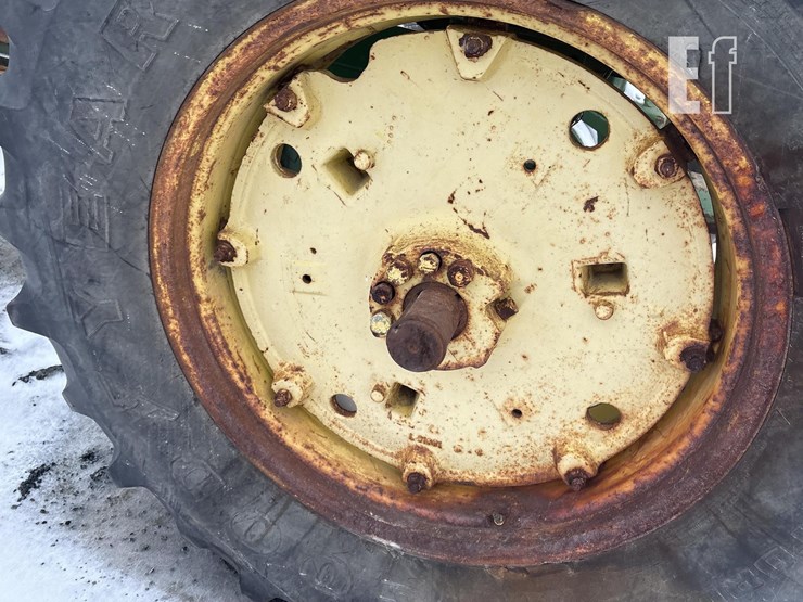 john-deere-2940-image-15