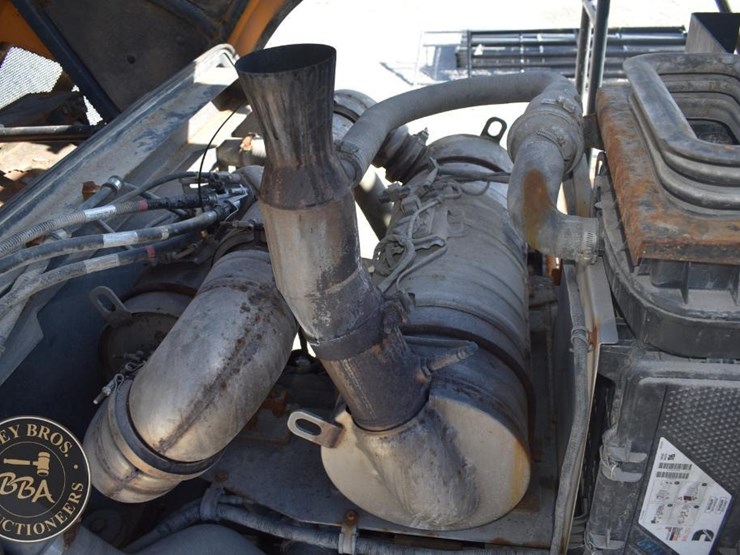 2016-hyundai-hl955-image-30