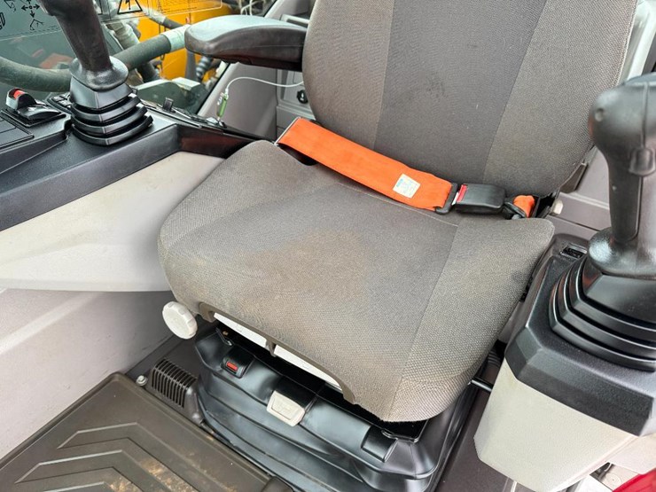 volvo-ec160el-image-62