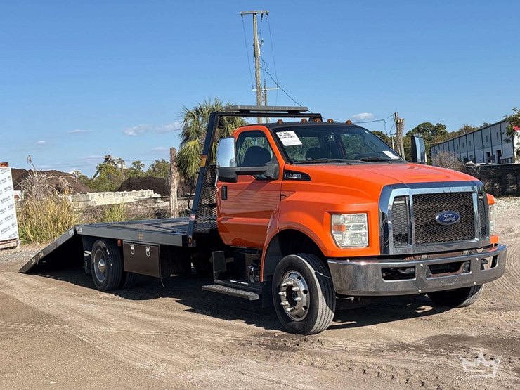 2016-ford-f650-image-2