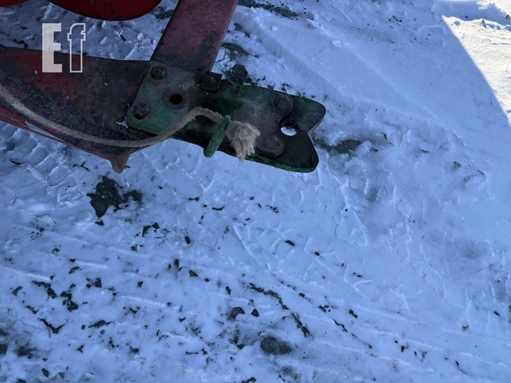 new-holland-fp240-image-11