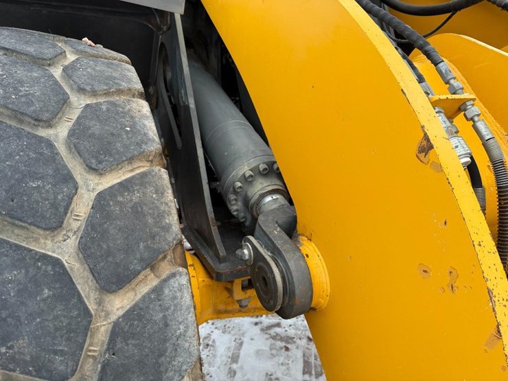 2015-sdlg-lg958l-image-28