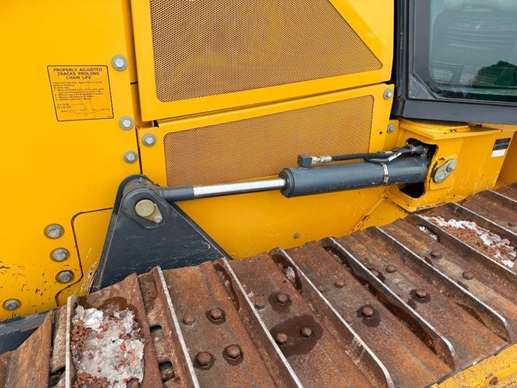 deere-650k-xlt-image-37